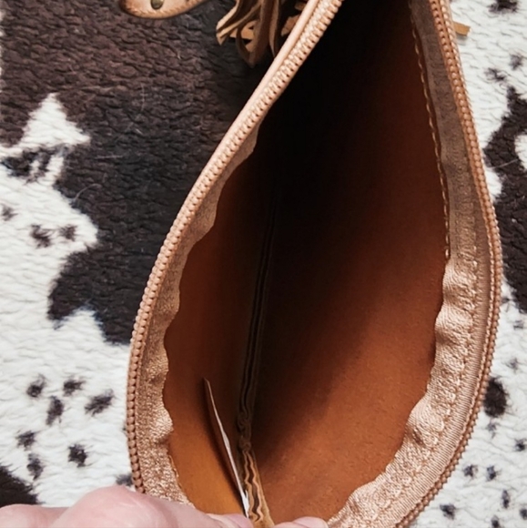 "ARIAT " WOMEN'S GENUINE LEATHER MINI WALLET - CHESTNUT - Picture 4 of 4